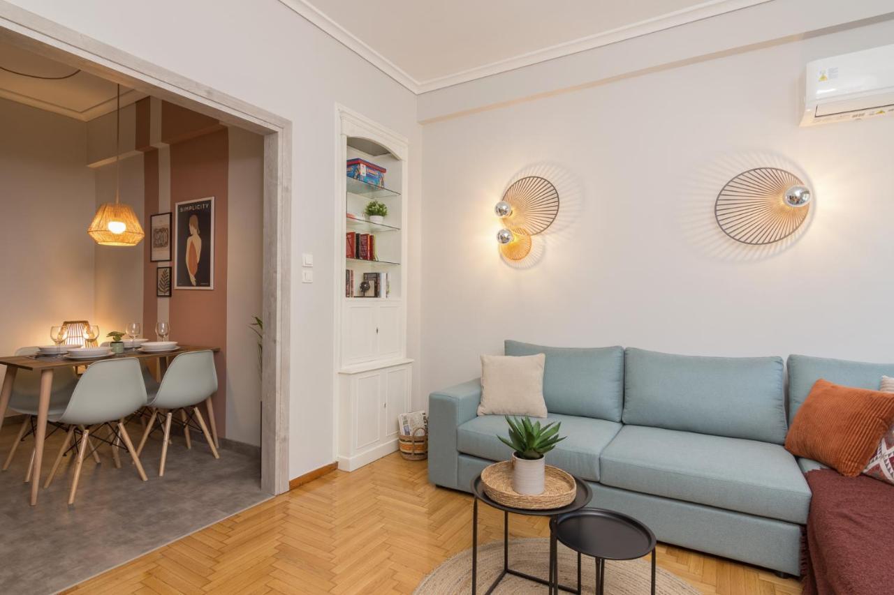 Spacious 2 Bedroom In Koukaki Apartment *